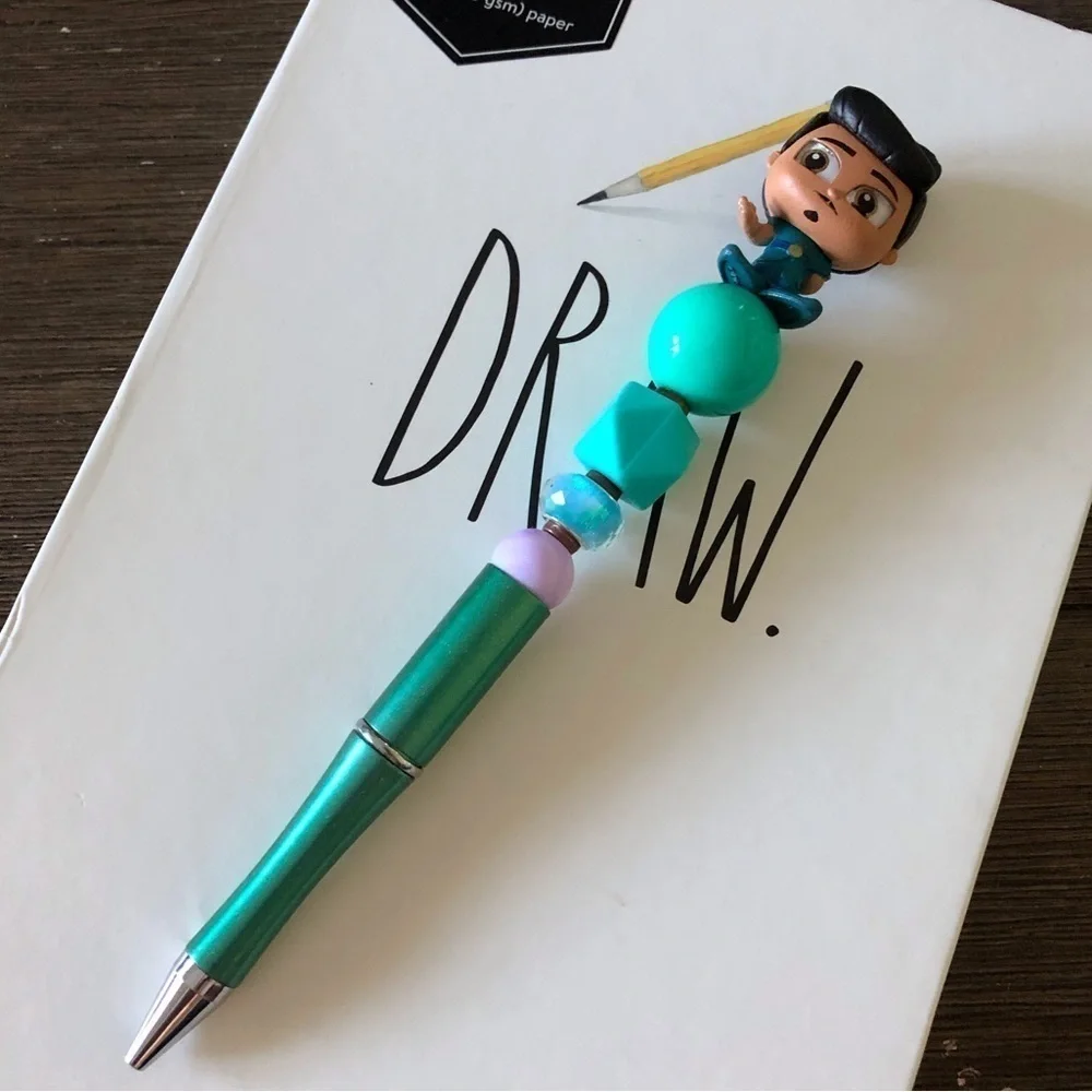 Disney Doorables: Raya & the Last Dragon: Chief Benja handmade beaded pen